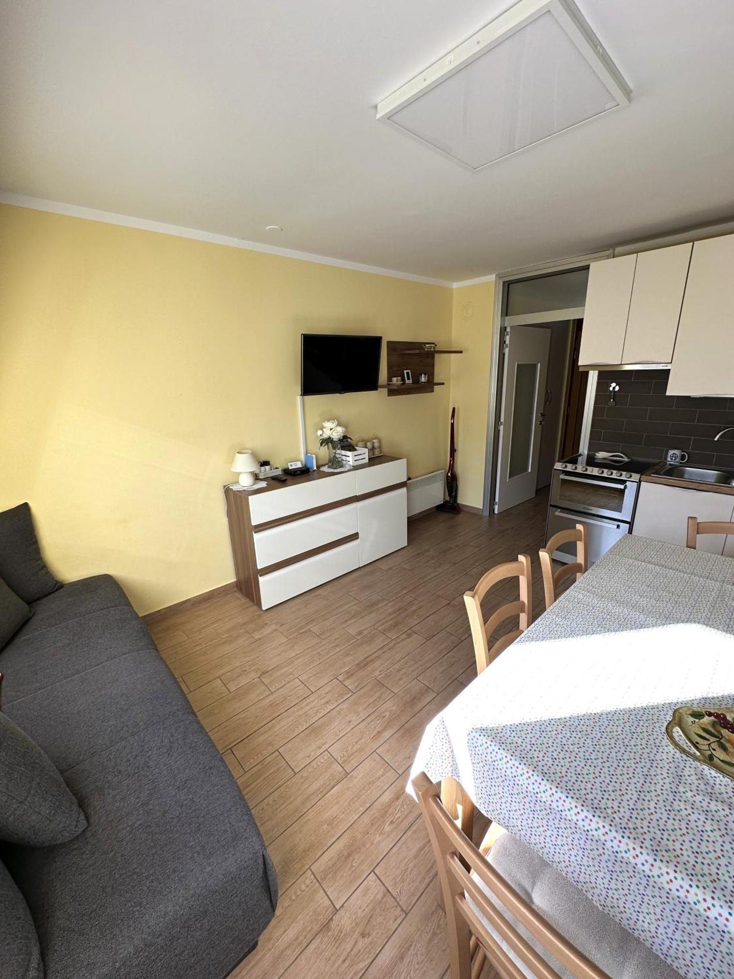 Bovecenter Apartments Kaninska Vas Exteriör bild